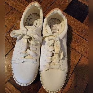 Dolce Vita women's Madox Ivory Leather Shoes NWOT